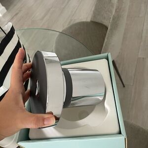 NWOT Jolie shower head, filter not included